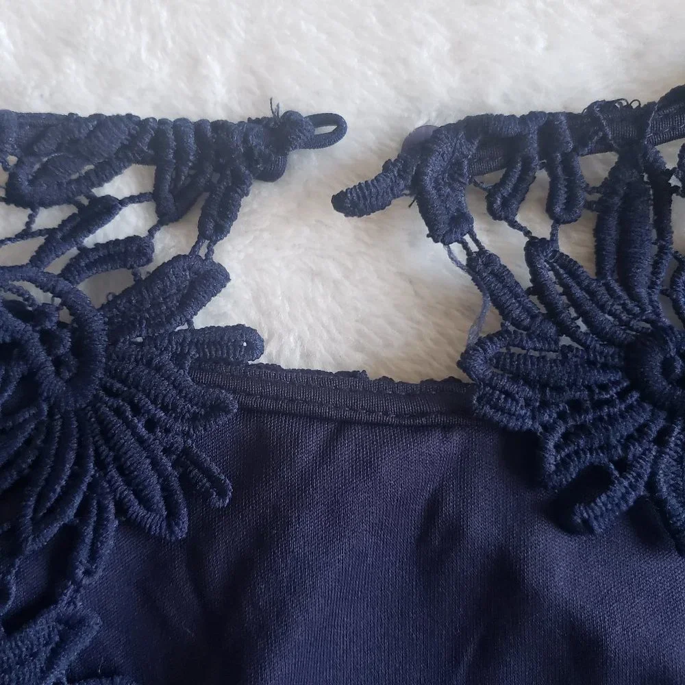 LULU'S Open Back Floral Lace Navy Blue Mini Dress SZ M - Picture 13 of 17